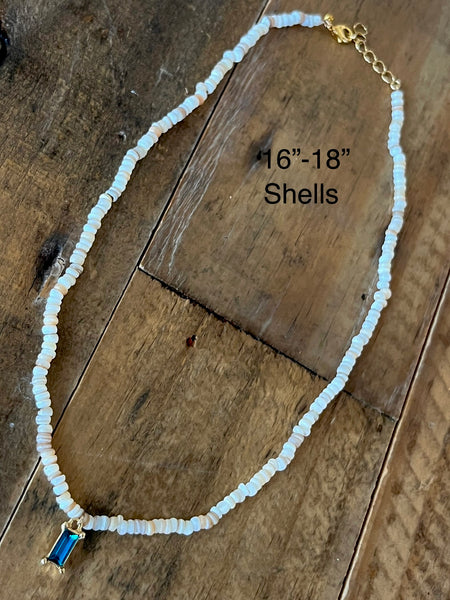 puka emerald necklace- natural